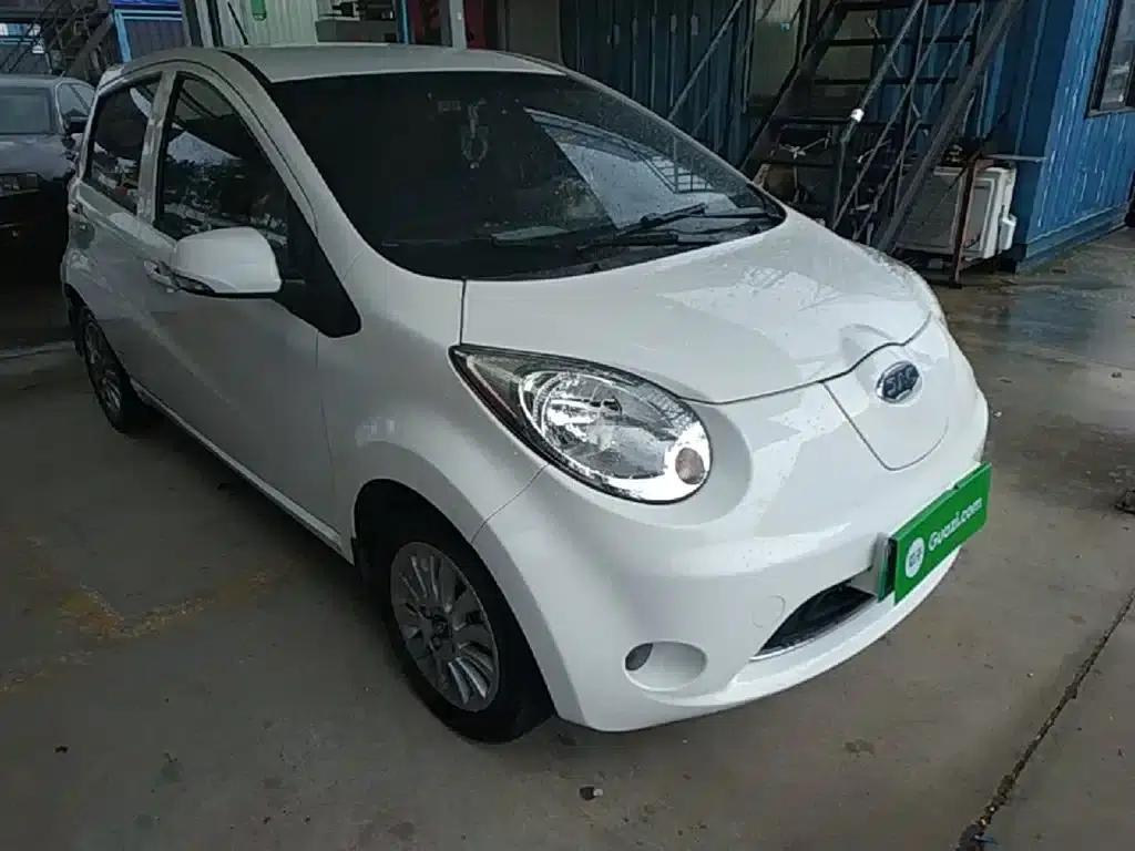 JAC iEV6E 2019 Upgraded Version iEV6E Luxury Intelligent Edition — миниатюра 4