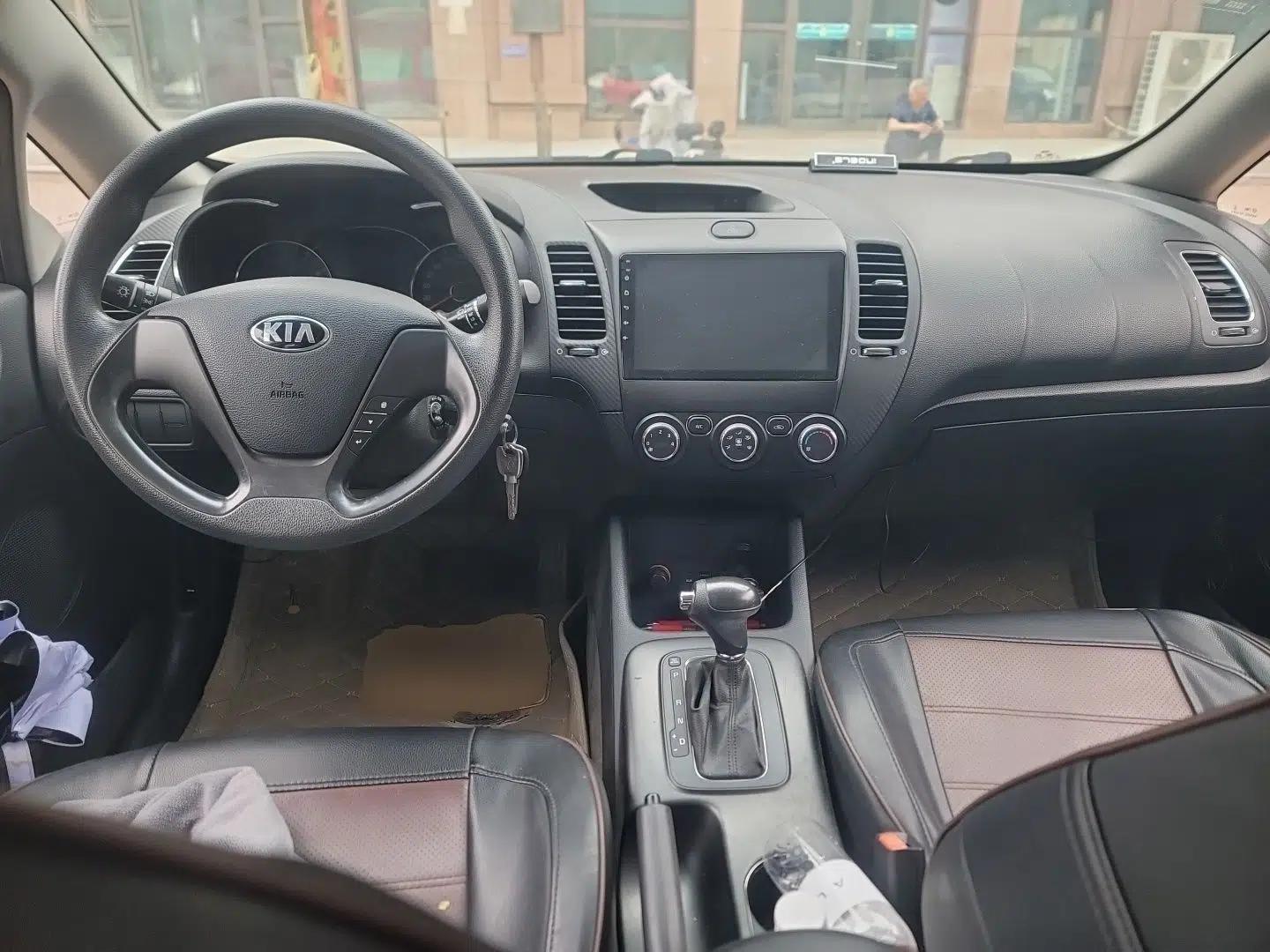 Kia K3S 2014 1.6L Automatic GL — миниатюра 9