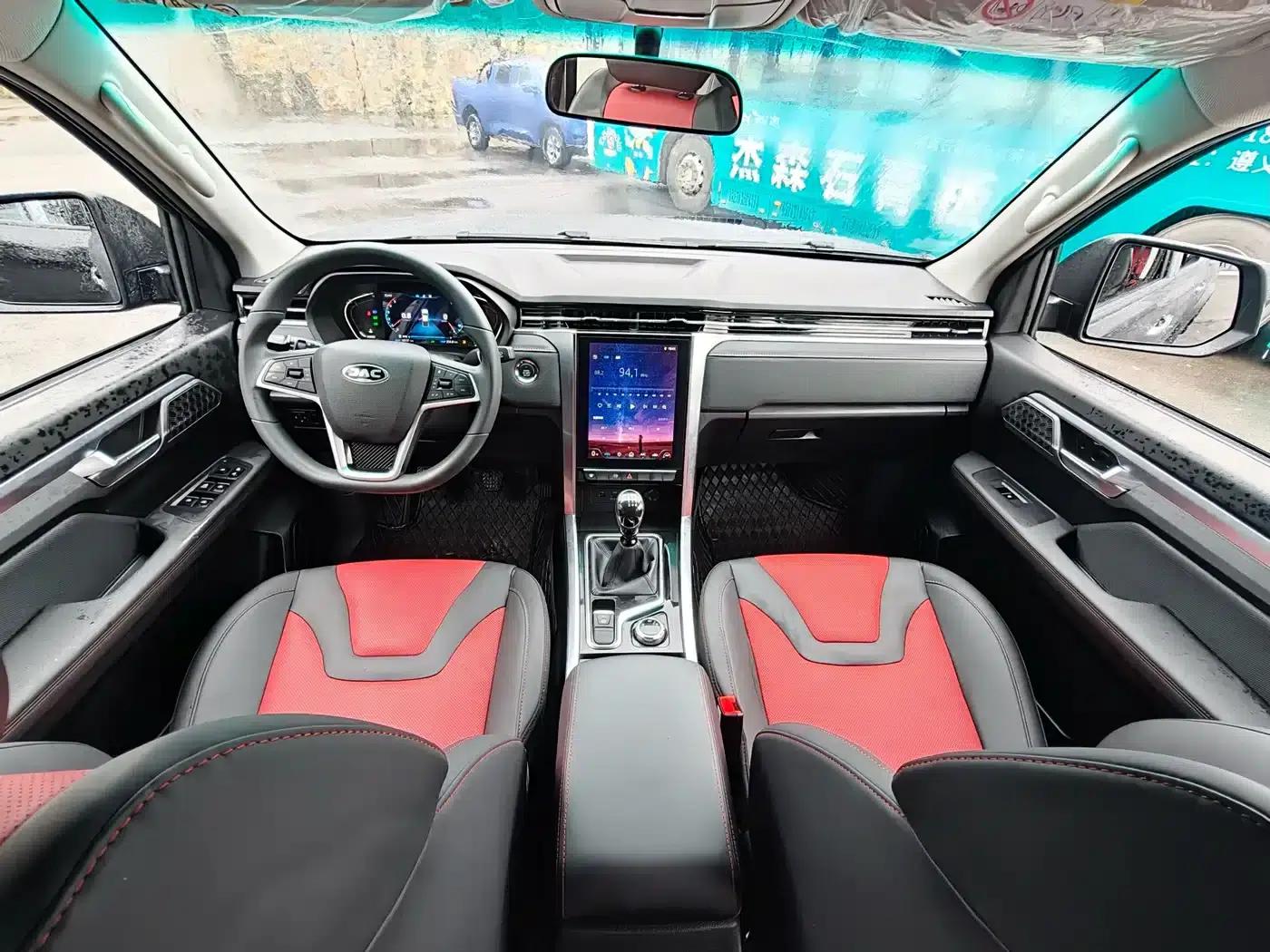 JAC T8 2025 2.0T PRO Manual 4WD Diesel Obsidian Double Cabin HFC4DB2-2E1 — миниатюра 11