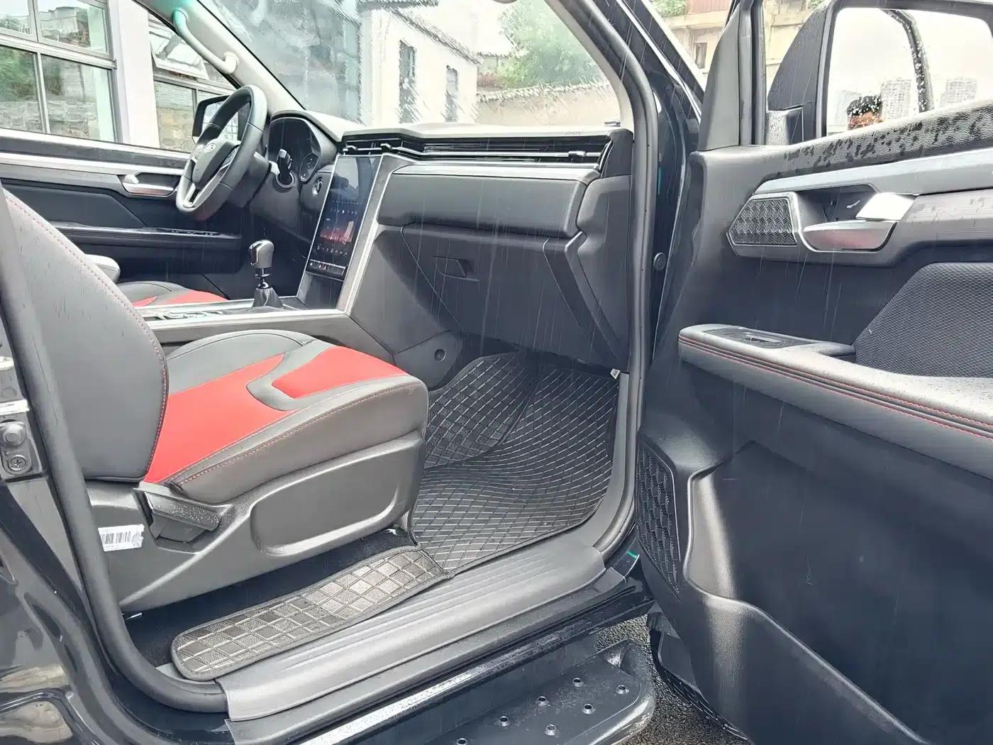 JAC T8 2025 2.0T PRO Manual 4WD Diesel Obsidian Double Cabin HFC4DB2-2E1 — миниатюра 14