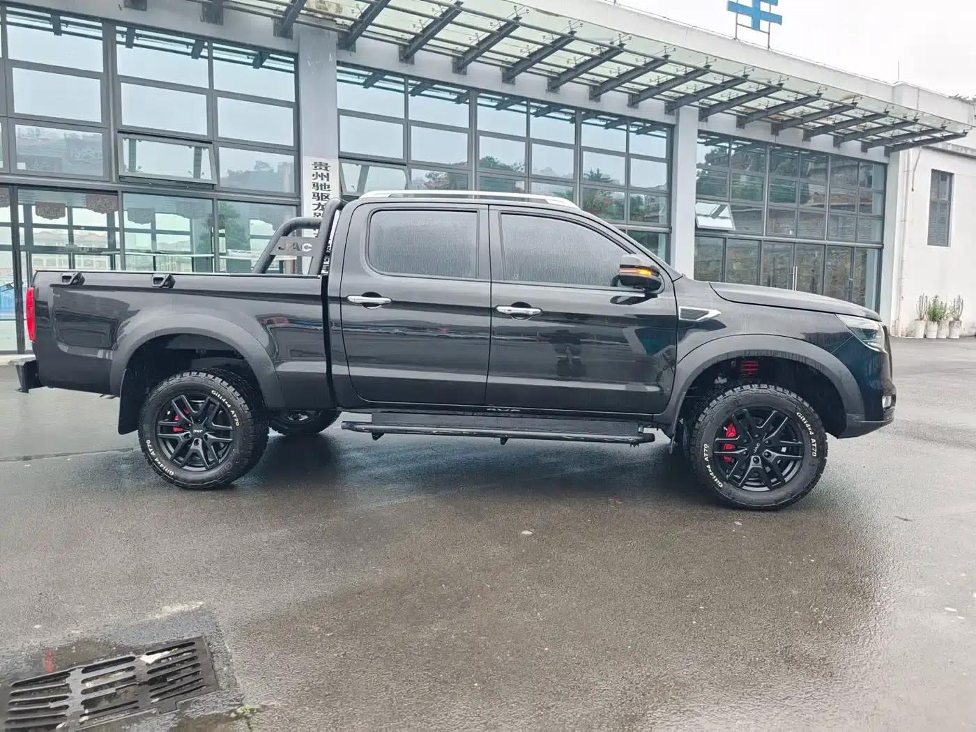 JAC T8 2025 2.0T PRO Manual 4WD Diesel Obsidian Double Cabin HFC4DB2-2E1 — миниатюра 4
