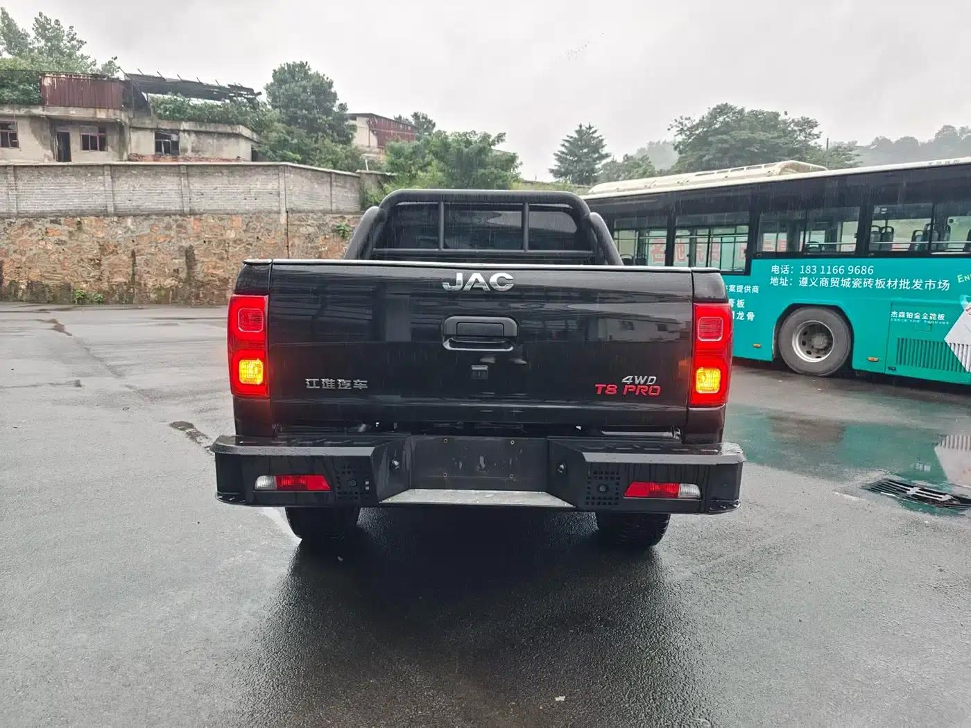 JAC T8 2025 2.0T PRO Manual 4WD Diesel Obsidian Double Cabin HFC4DB2-2E1 — миниатюра 6
