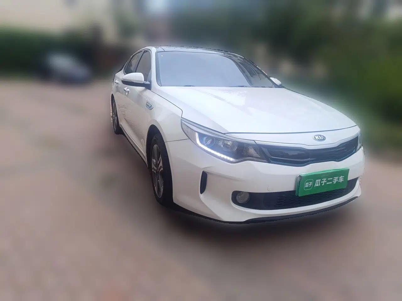 Kia K5 New Energy 2018 2.0L Smart Enjoyment Version — миниатюра 3