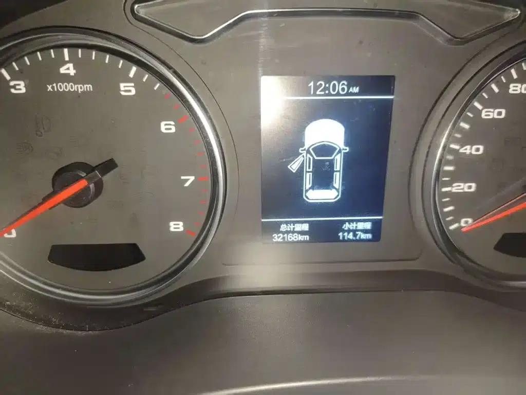 Jiayue X4 2020 1.5T CVT Elite — миниатюра 11