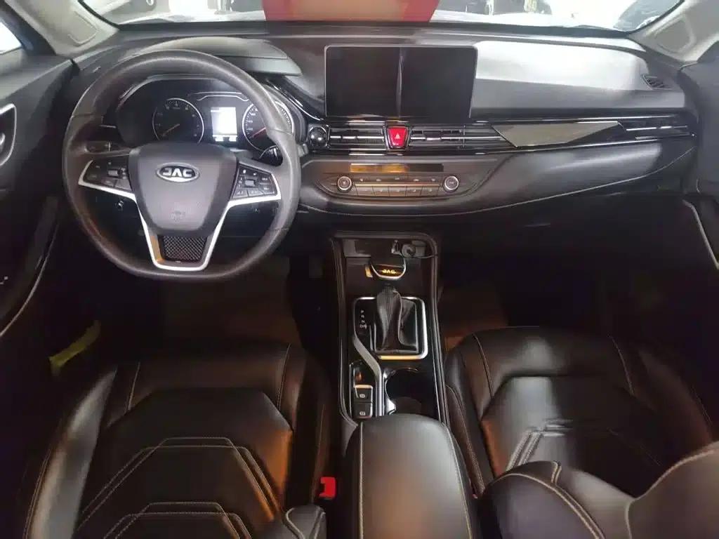 Jiayue X4 2020 1.5T CVT Elite — миниатюра 8