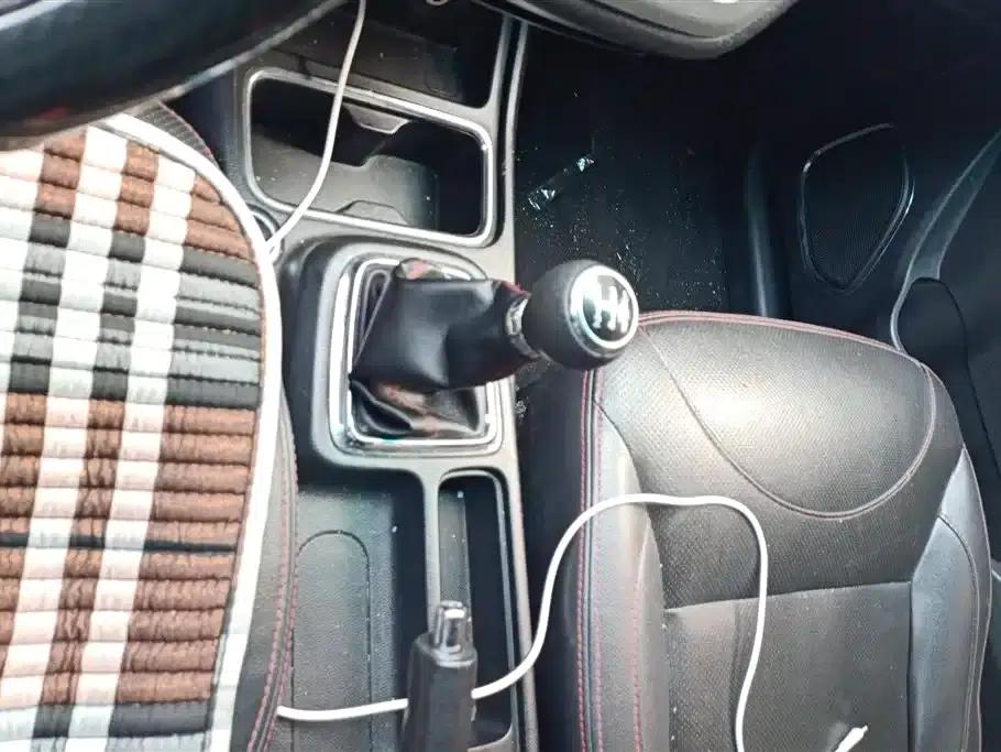 Brilliance Jinbei 750 2016 Model 1.5L e-Motion — миниатюра 16