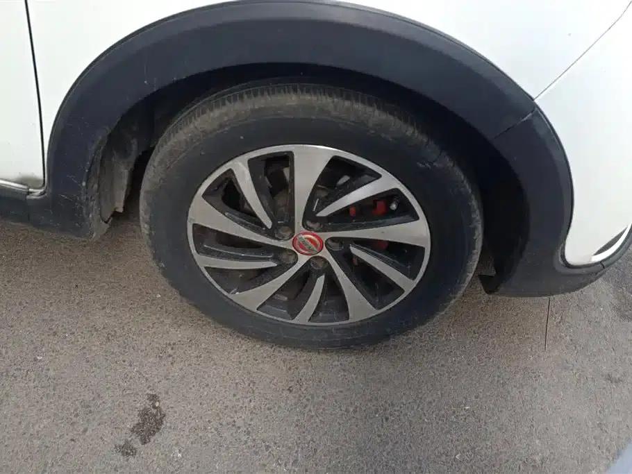 Brilliance Jinbei 750 2016 Model 1.5L e-Motion — миниатюра 6