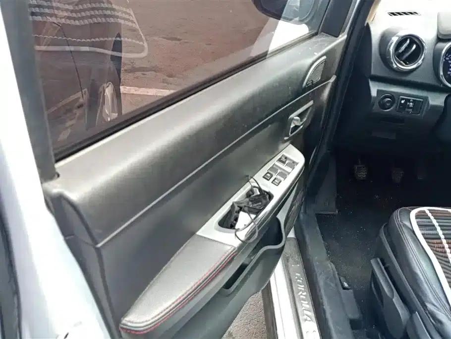 Brilliance Jinbei 750 2016 Model 1.5L e-Motion — миниатюра 7