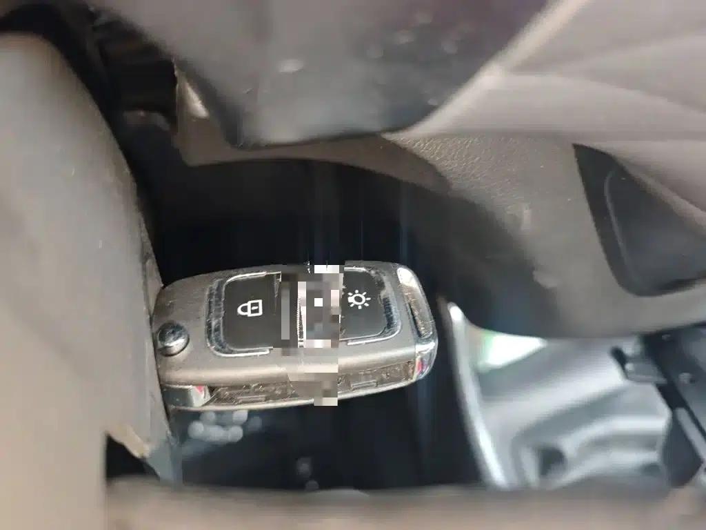 Jin Haishi Classic 2023 Model 1.5L Bus Engineering Model, 5/6/7 Seats — миниатюра 12
