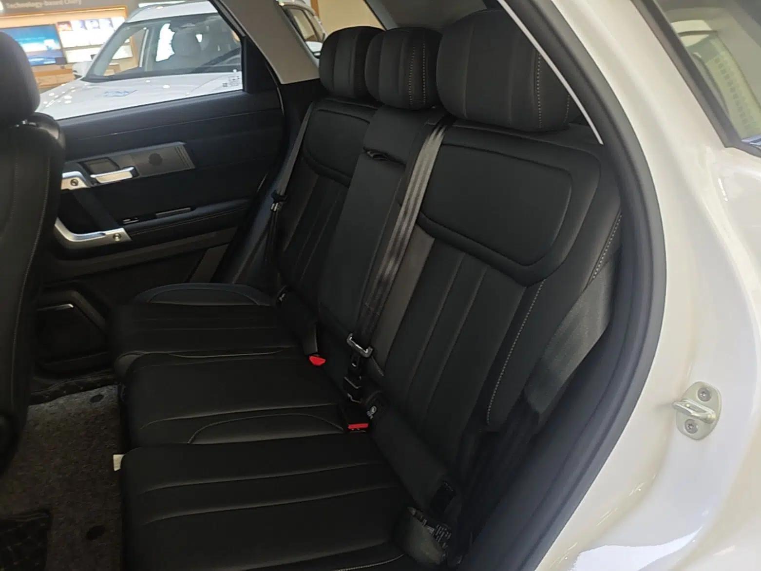 Chery Tiggo 7 C-DM 2025 1.5T 120KM Luxury Trim — миниатюра 25