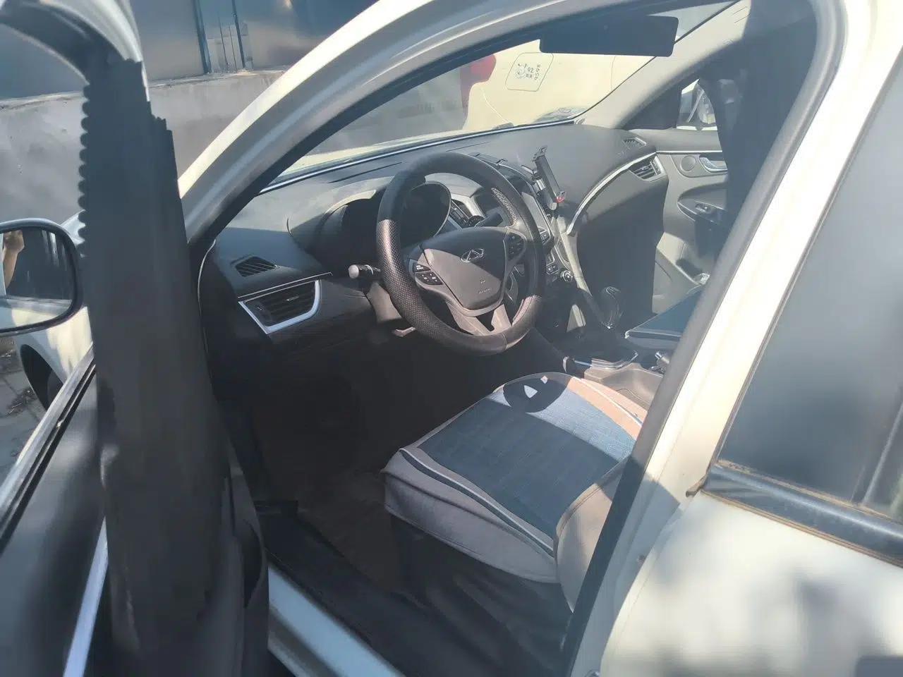 Chery Arrizo 7 2015 1.5T Manual ZhiXiang Edition — миниатюра 16