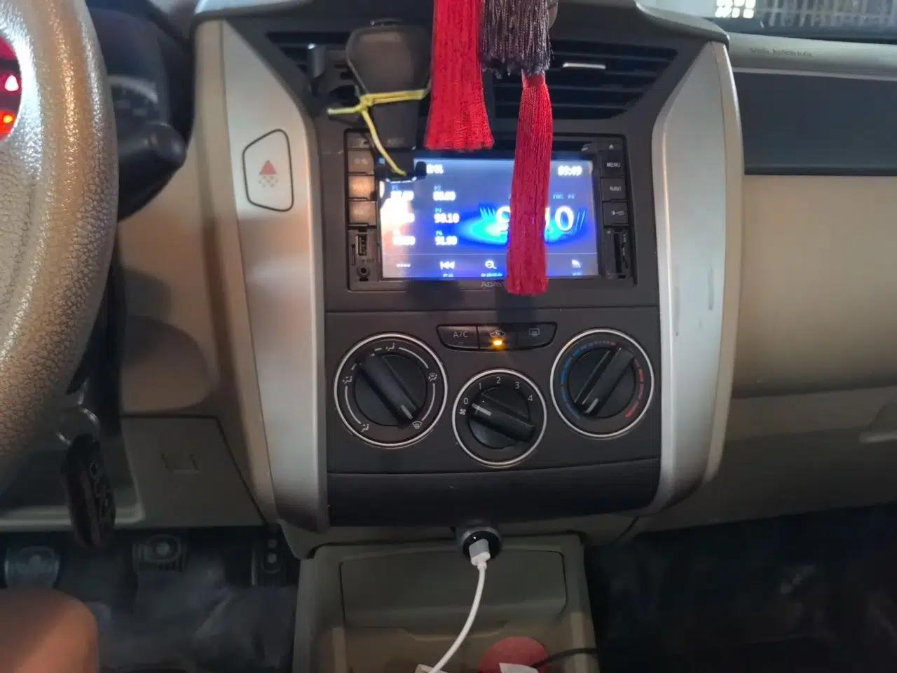 Venucia D50 2013 1.6L Manual Luxury Edition — миниатюра 13