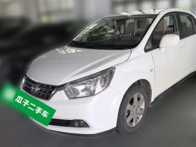 Venucia D50 2013 1.6L Manual Luxury Edition
