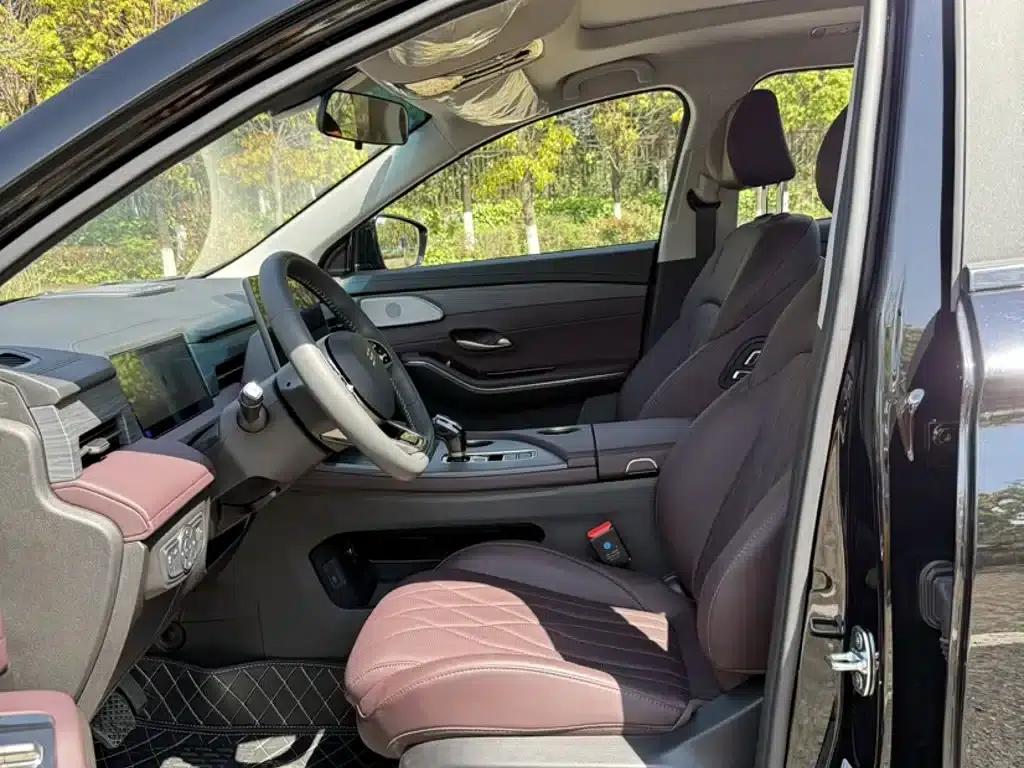 Jetour X90 PRO 2024 1.6T DCT Premium Edition 7-seater — миниатюра 14