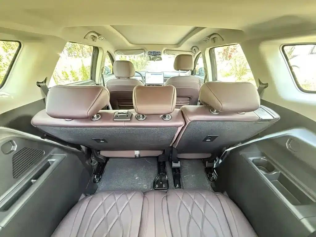 Jetour X90 PRO 2024 1.6T DCT Premium Edition 7-seater — миниатюра 24