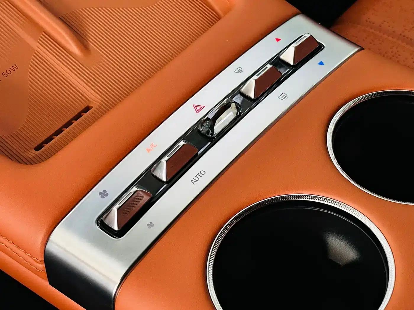 Jetour X70L 2026 2.0TD Automatic Flagship 7-Seater — миниатюра 12