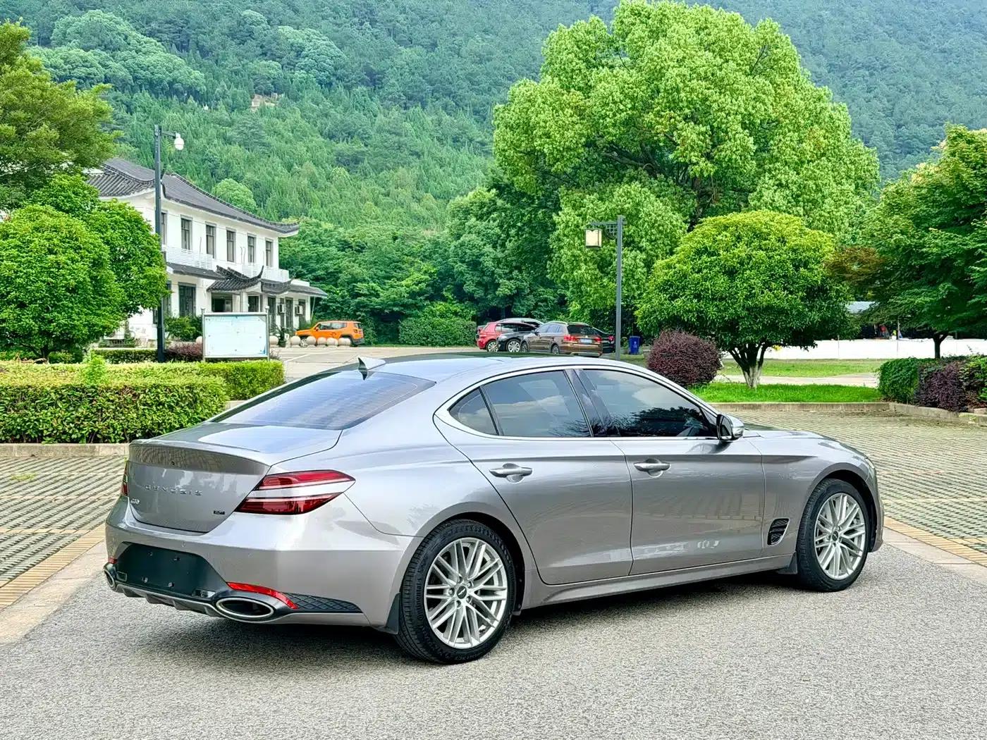 Genesis G70 2021 2.0T Rear-Wheel Drive Luxury Edition — миниатюра 5