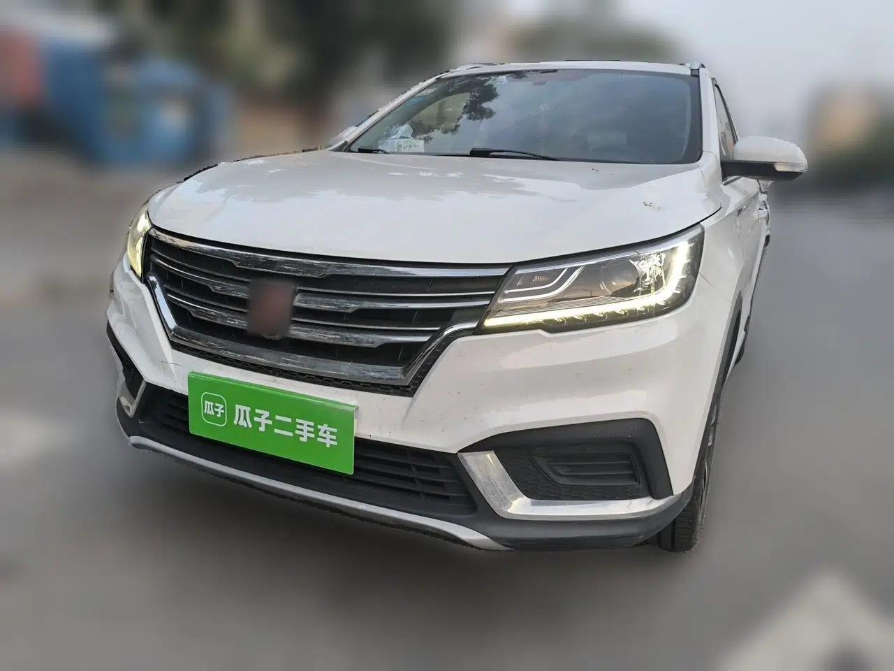 Roewe RX3 2018 1.6L Manual Elite Edition — миниатюра 1