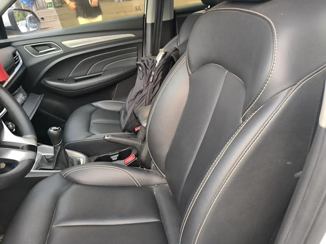 Roewe RX3 2018 1.6L Manual Elite Edition — миниатюра 15