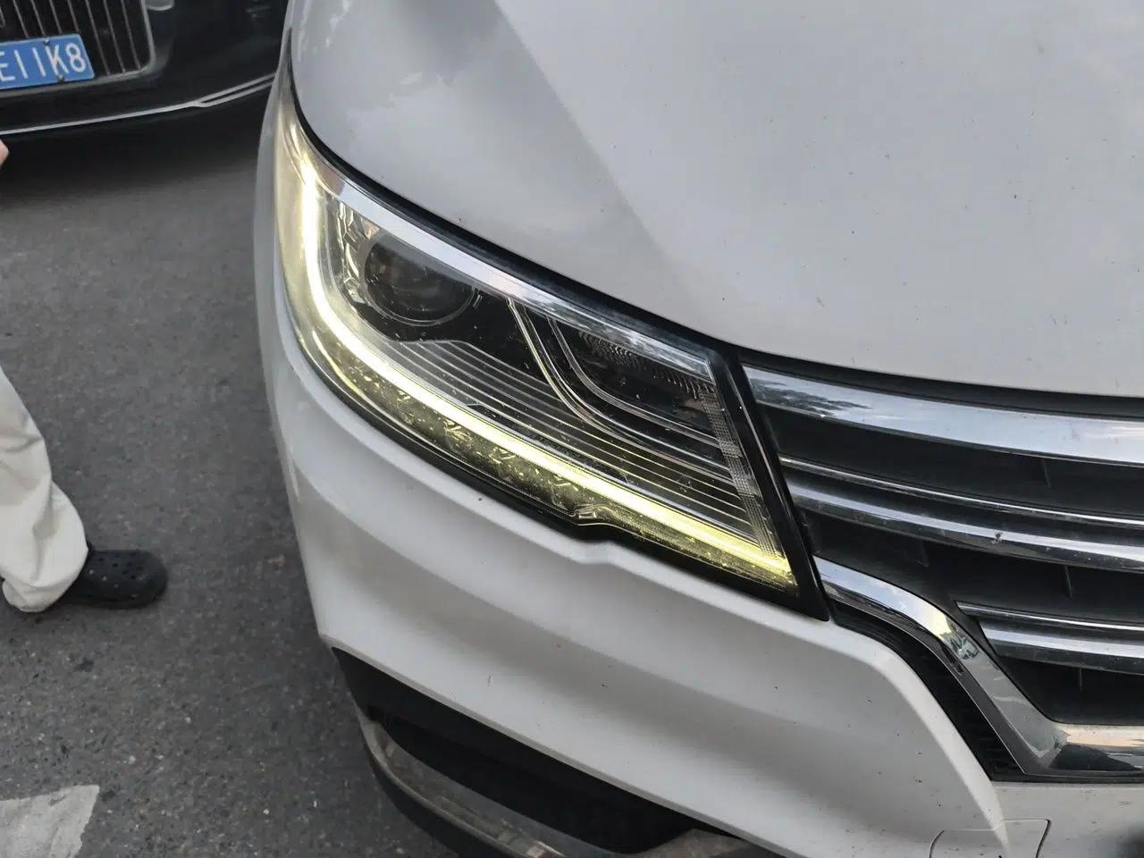 Roewe RX3 2018 1.6L Manual Elite Edition — миниатюра 7