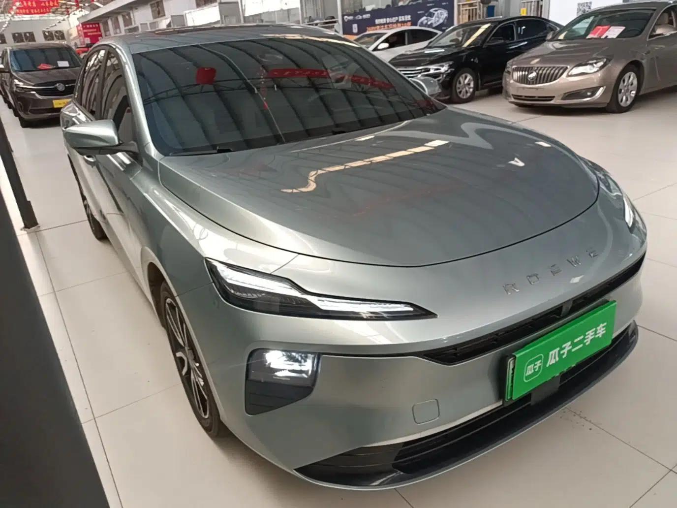Roewe D6 2025 450km Deluxe Edition — миниатюра 3