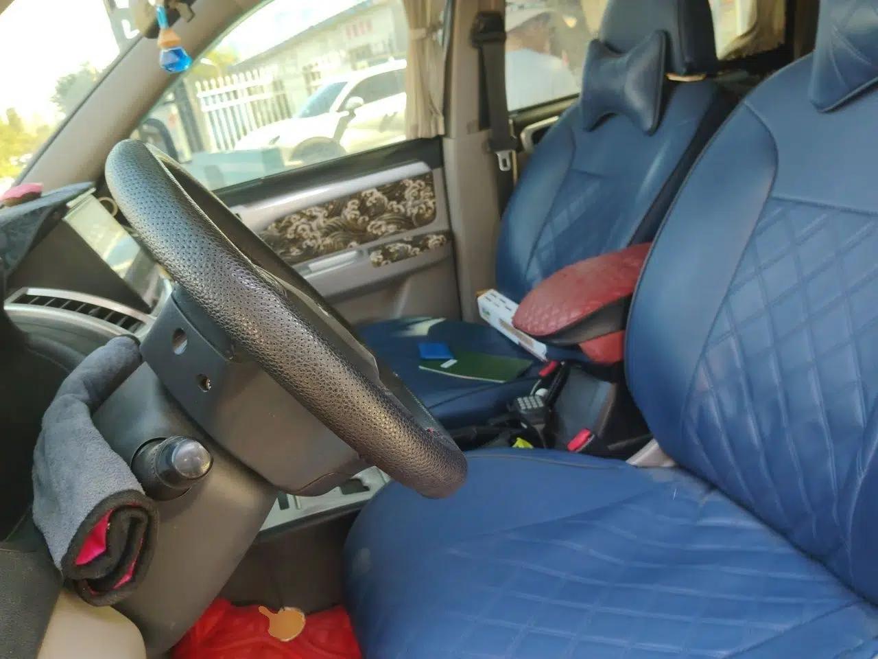 Mitsubishi Pajero Sport 2013 3.0L Automatic 4x4 Executive Edition — миниатюра 15