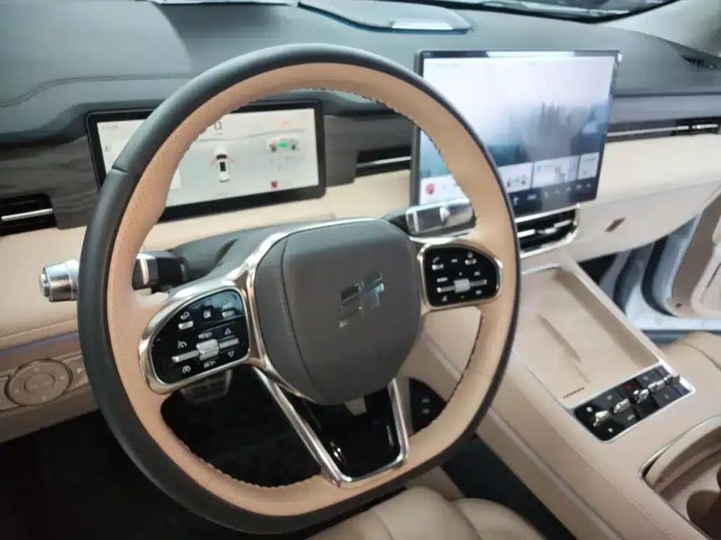Jetour Mountain & Sea L9 2025 1.5TD 2DHT Flagship Edition 6-seater — миниатюра 11