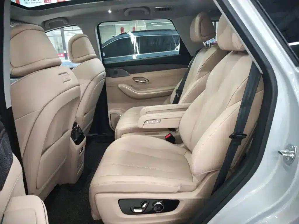 Jetour Mountain & Sea L9 2025 1.5TD 2DHT Flagship Edition 6-seater — миниатюра 17
