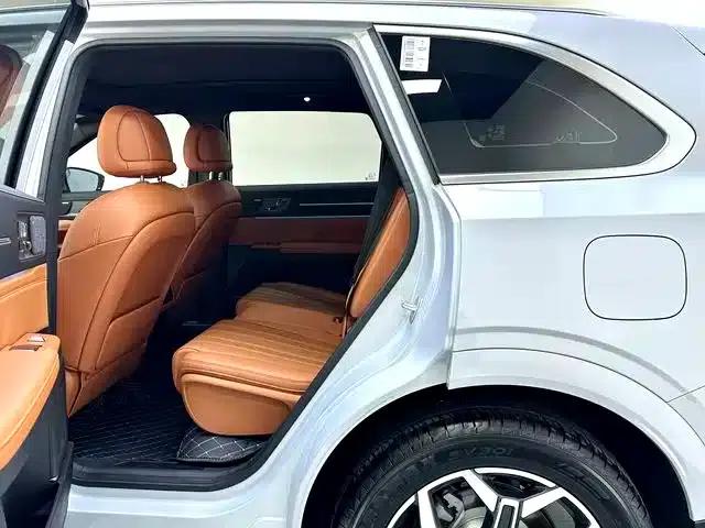 Jetour Mountain & Sea L7 PLUS 2026 Model 220km Flagship Edition 7-Seater — миниатюра 6