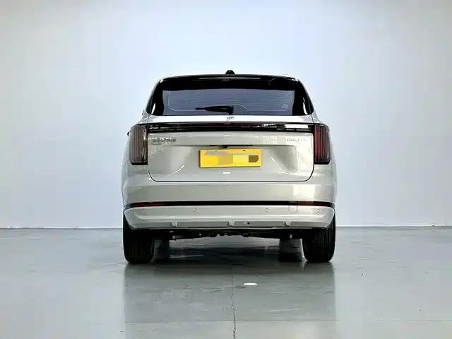 Jetour Mountain & Sea L7 PLUS 2026 Model 220km Flagship Edition 7-Seater — миниатюра 8