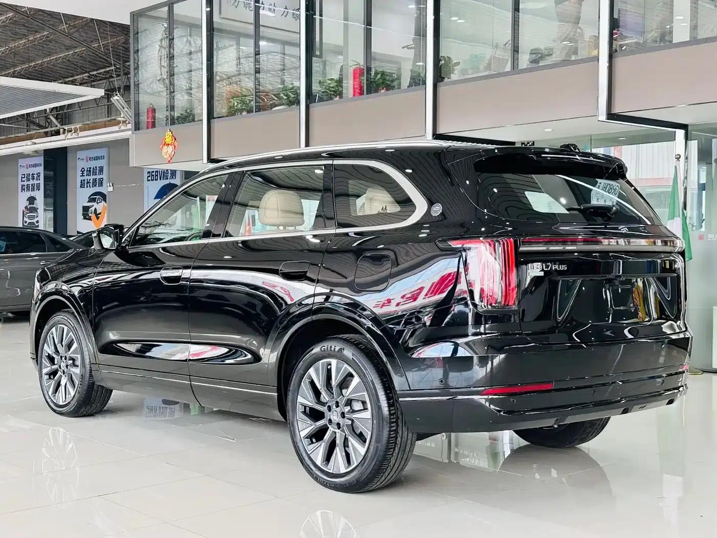 Jetour Mountain & Sea L7 PLUS 2026 Model 220km Flagship Edition 7-Seater — миниатюра 5