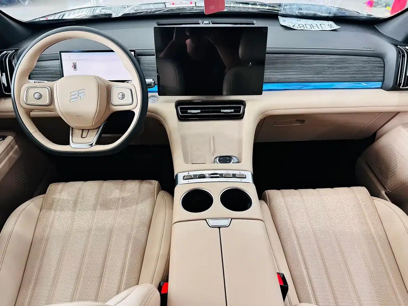 Jetour Mountain & Sea L7 PLUS 2026 Model 220km Flagship Edition 7-Seater — миниатюра 10
