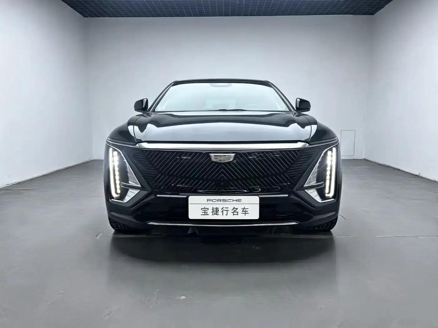 iQ Ruige 2022 Rear-Wheel Drive Long-Range Luxury Edition — миниатюра 2