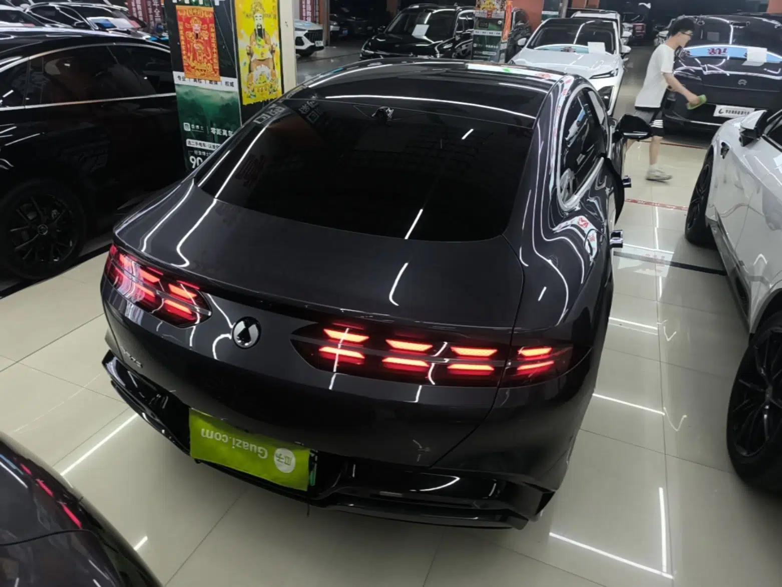 Denza Z9 2024 1100 km Four-Wheel Drive Max Version — миниатюра 6