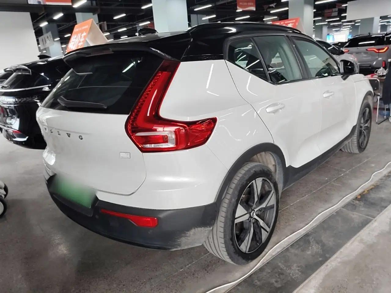 Volvo XC40 New Energy 2021 P8 Pure Electric All-Wheel Drive Smart Luxury Sport Edition — миниатюра 6