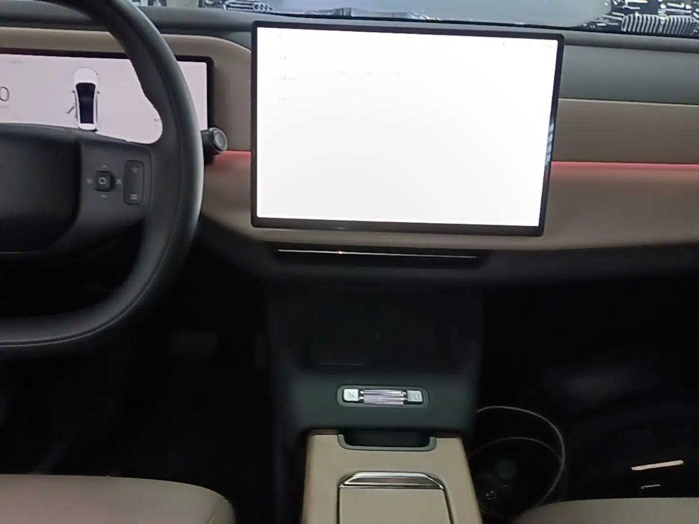 Volvo XC70 Plug-in Hybrid 2026 Model Four-Wheel Drive Long-Range Core — миниатюра 20