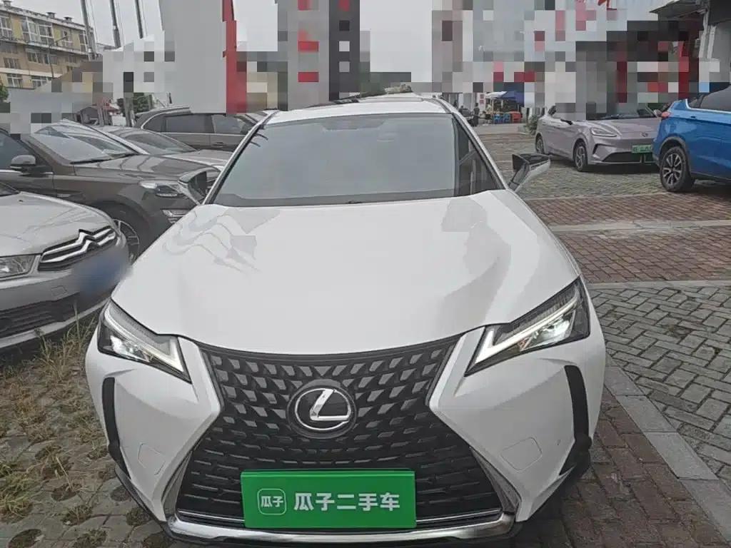 Lexus UX 2020 200 Special Edition — миниатюра 3
