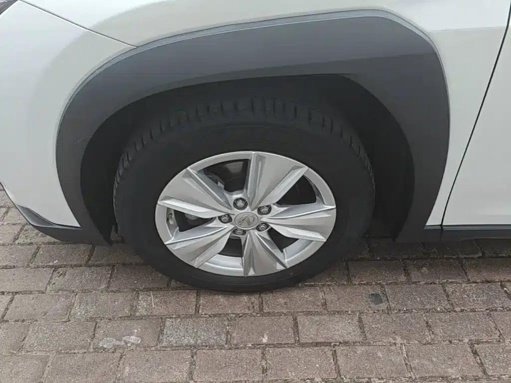 Lexus UX 2020 200 Special Edition — миниатюра 23