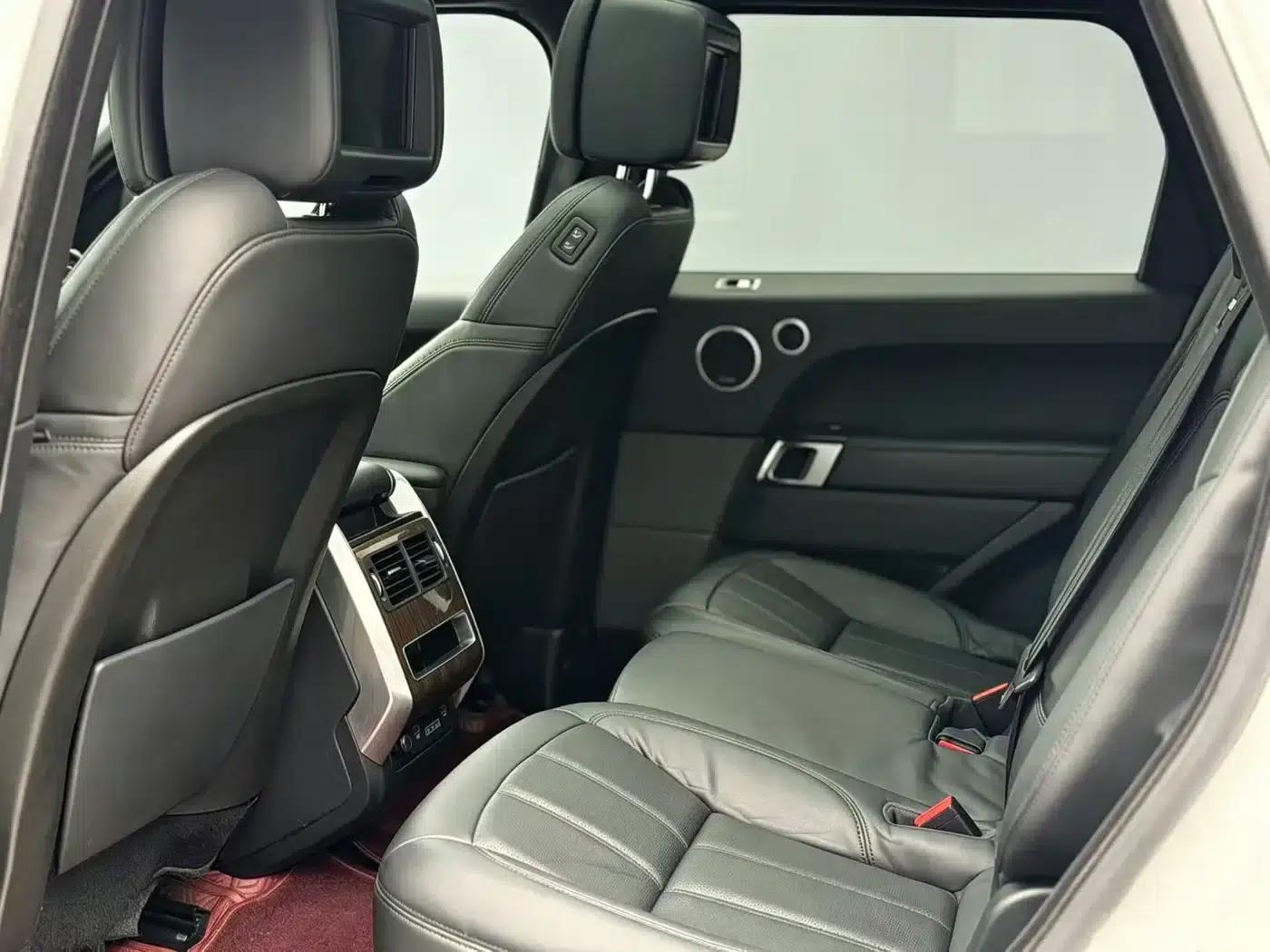 Range Rover Sport Hybrid 2018 P400e — миниатюра 4