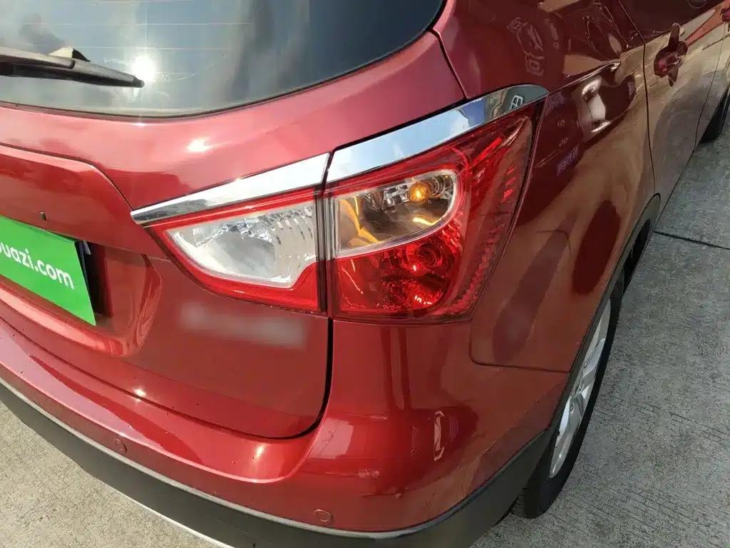 Vitara 2014 1.6L CVT 2WD Elite — миниатюра 24