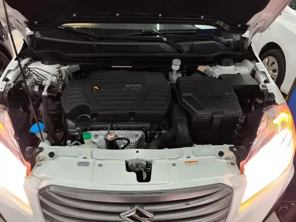 2014 Vitara 1.6L CVT 2WD Entry-level — миниатюра 16