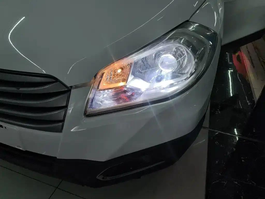2014 Vitara 1.6L CVT 2WD Entry-level — миниатюра 18