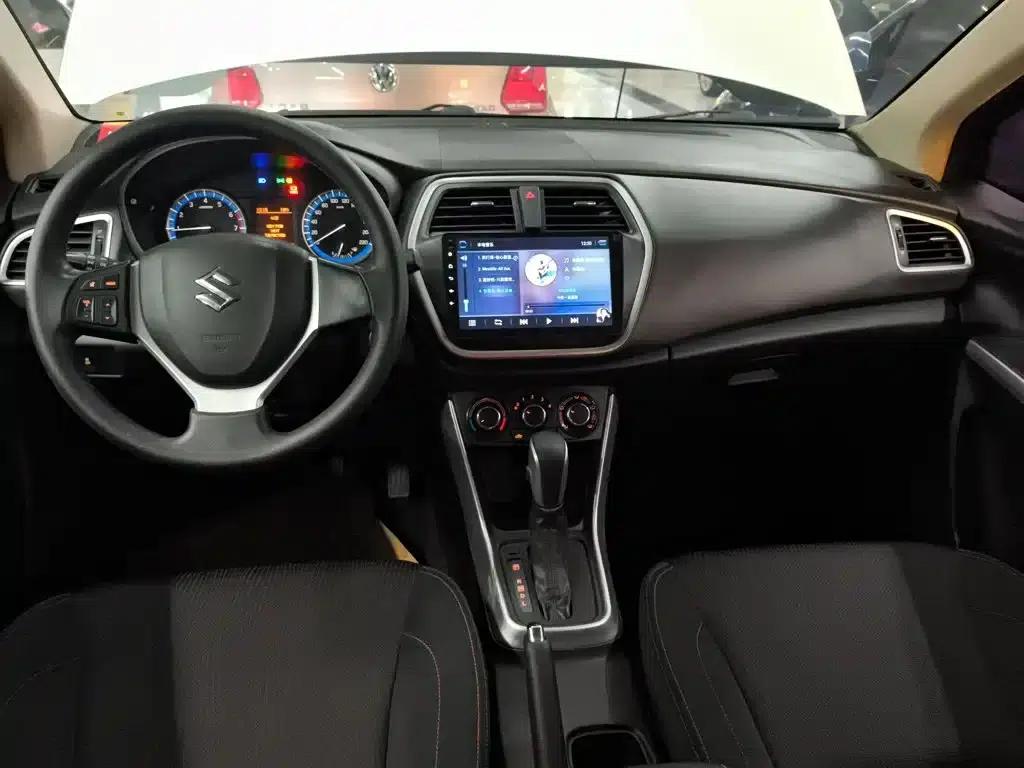 2014 Vitara 1.6L CVT 2WD Entry-level — миниатюра 6