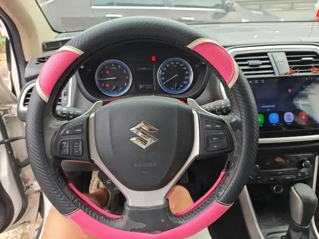 2015 Vitara 1.6L CVT 4WD Elite — миниатюра 11