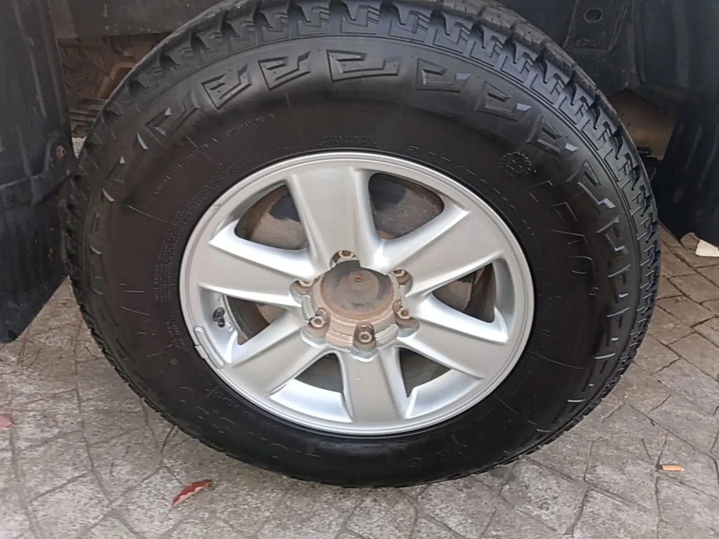 Isuzu JLM 2018 2.8T Classic Edition 4x4 Luxury Version JE493ZLQ5F — миниатюра 11