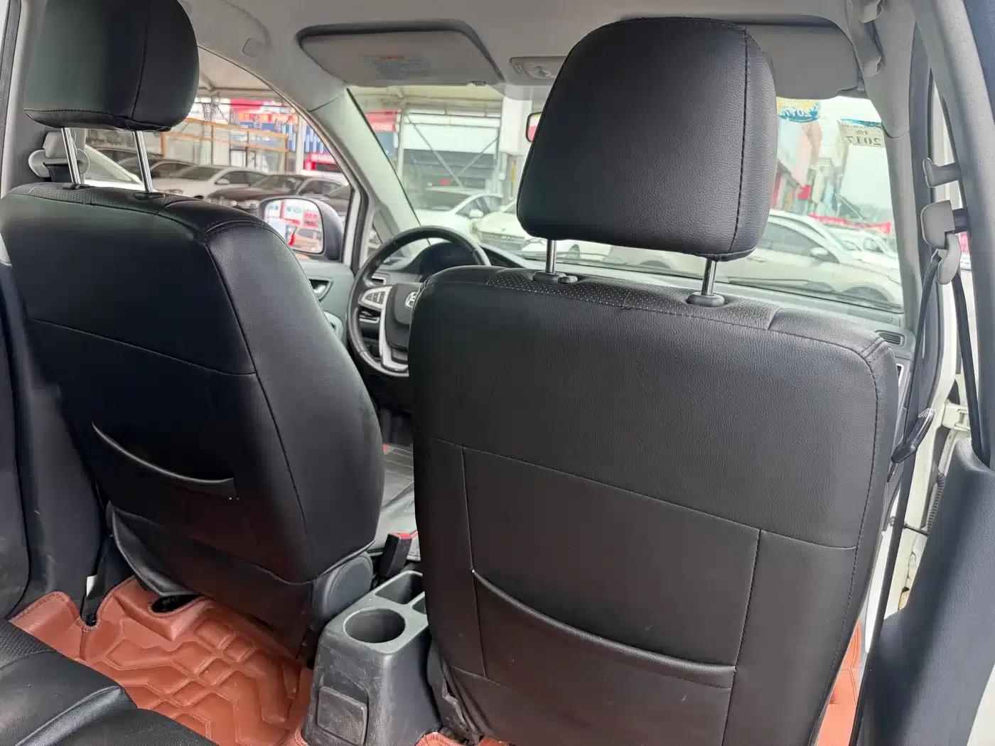 Liana A6 2014 Hatchback 1.4L Manual Comfort Edition — миниатюра 11