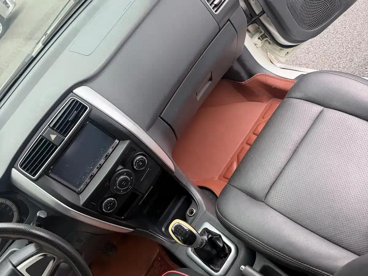 Liana A6 2014 Hatchback 1.4L Manual Comfort Edition — миниатюра 23