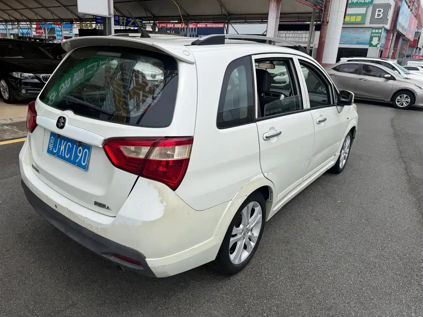 Liana A6 2014 Hatchback 1.4L Manual Comfort Edition — миниатюра 7