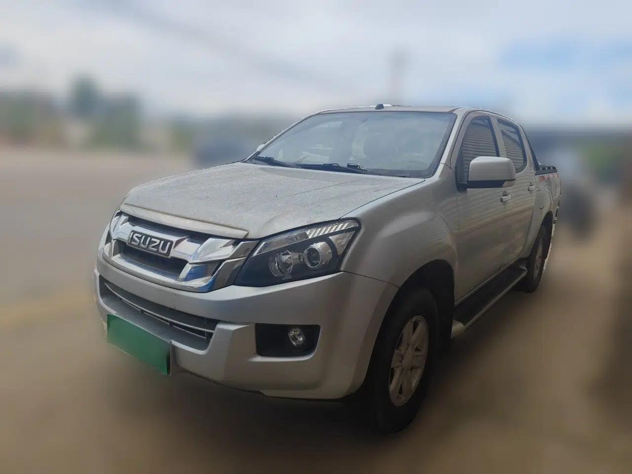 Isuzu D-MAX 2018 3.0T Four-Wheel Drive Manual Base Version 4JJ1-TC HI — миниатюра 1