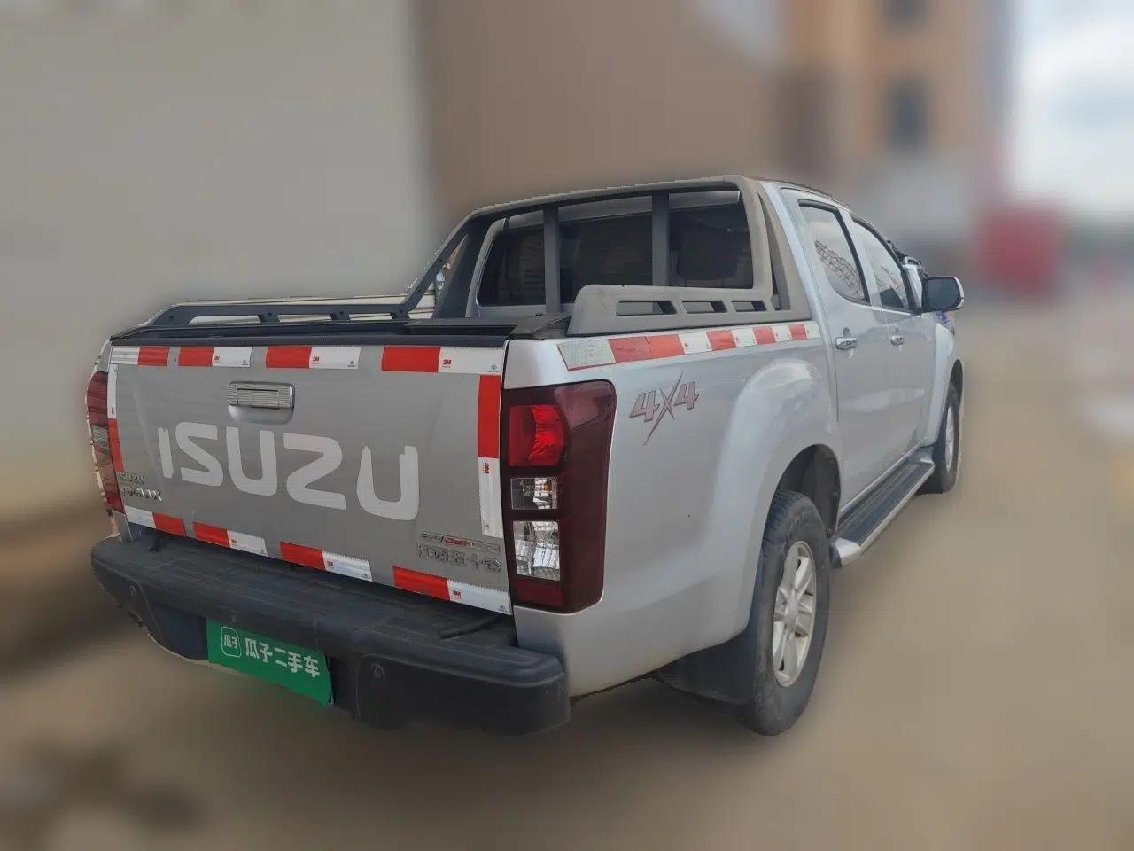 Isuzu D-MAX 2018 3.0T Four-Wheel Drive Manual Base Version 4JJ1-TC HI — миниатюра 6